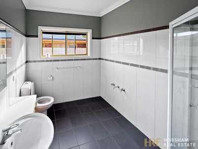 12 Tobruk Street, Horsham