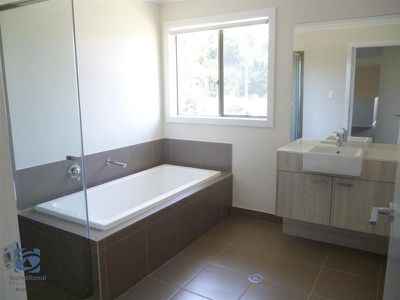 56 Obrist Place, Rochedale