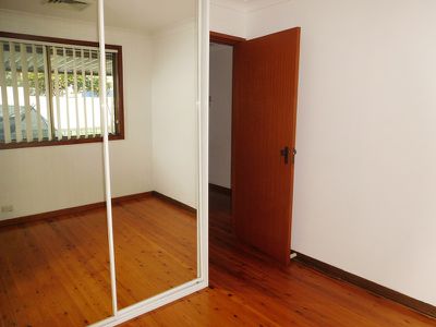 42 Graham Avenue, Casula