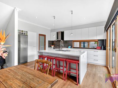 3 Bedford Place, Mornington