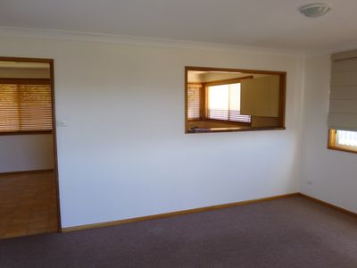 87 Kiarama Drive, Kiama Downs