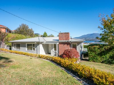 58 Begonia Street, Lindisfarne