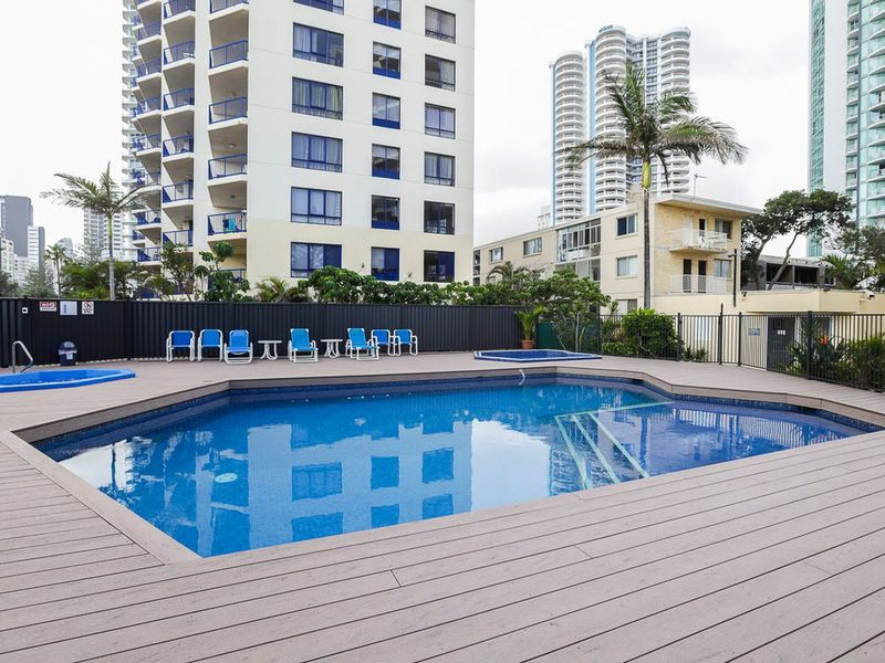 1202B / 8  Trickett Street, Surfers Paradise