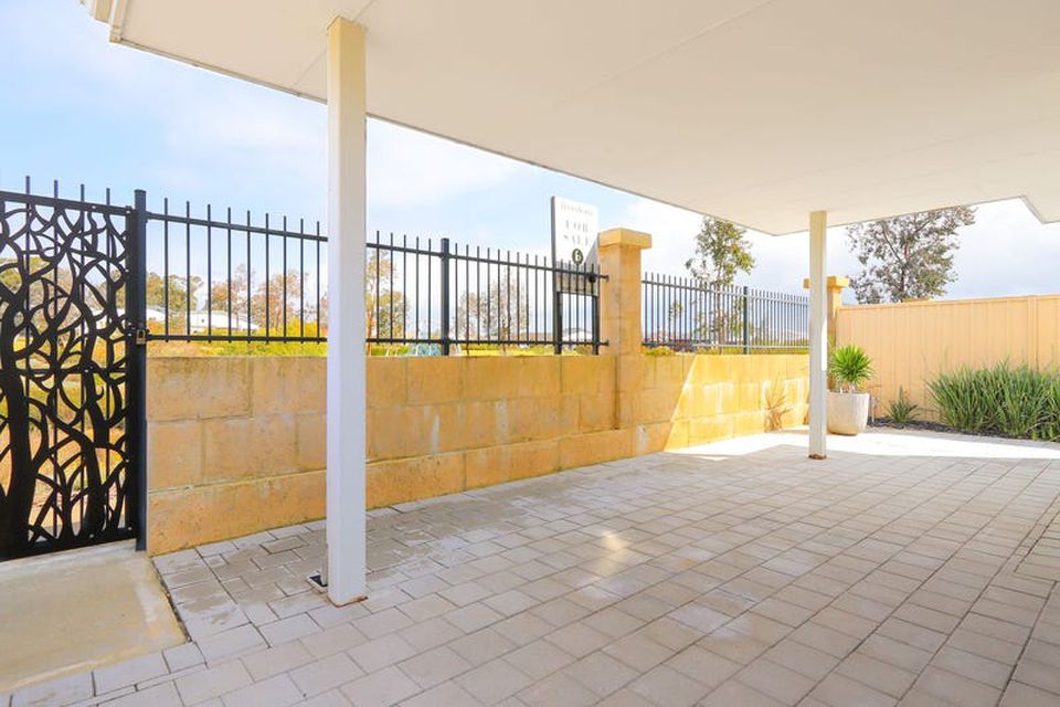 11 Barbon Lane , Baldivis