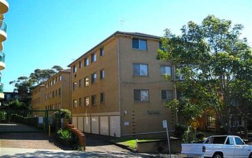 17 / 88 Mount St, Coogee