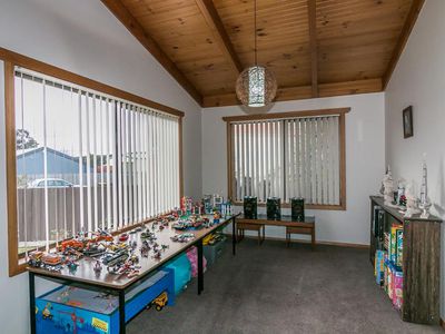 4 Quiberon Crt, Margate