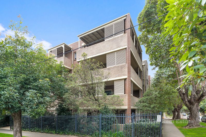 45 / 11- 19 Mandemar Avenue, Homebush West