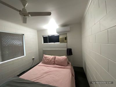 2 / 8 Anderson Road, Woree