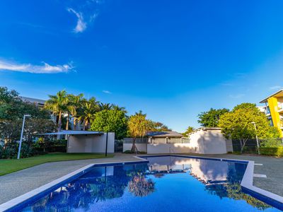 522 / 66 SICKLE AVENUE, Hope Island