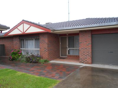 3 / 32 Henry Street, Horsham