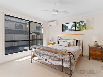 2 / 101 EUGAREE STREET, Southport