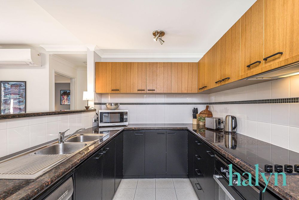 15 / 118 Mounts Bay Road, Perth