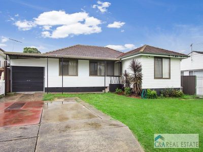 11 Appleton Ave, Lurnea