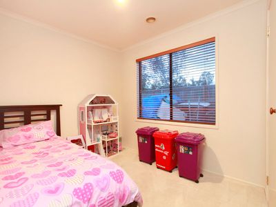 10 Chatswood Drive, Narre Warren South