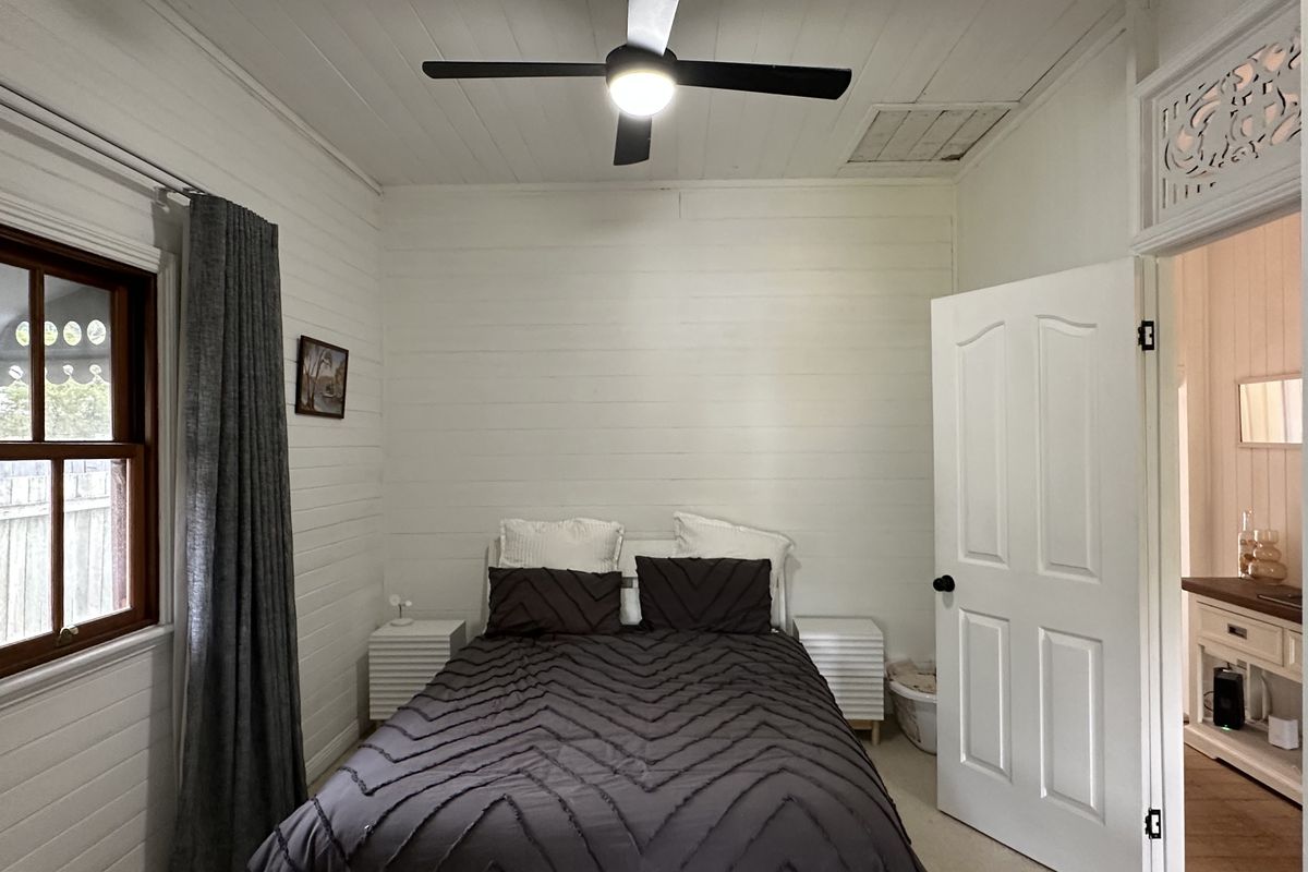 16 King Street, Dinmore