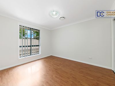 7 / 15 Tungarra Road, Girraween