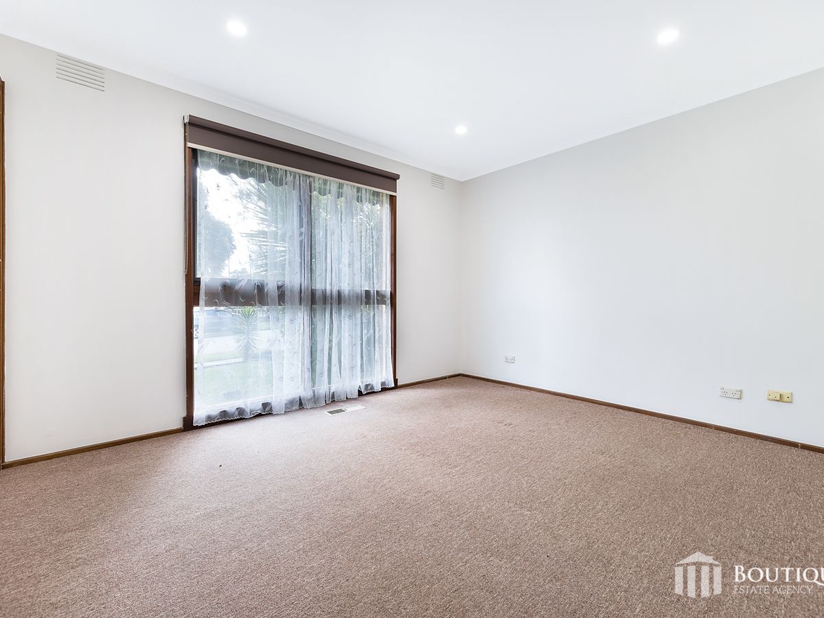 20 Whitehaven Crescent, Noble Park North