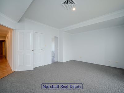 26 Tableland Way, Carramar