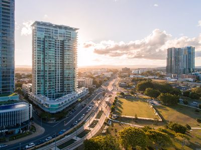 2806 / 1 COMO CRESCENT, Southport