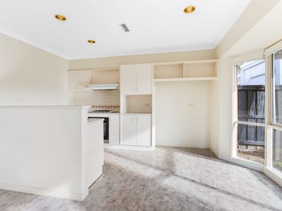 2 Whittaker Court, Williamstown