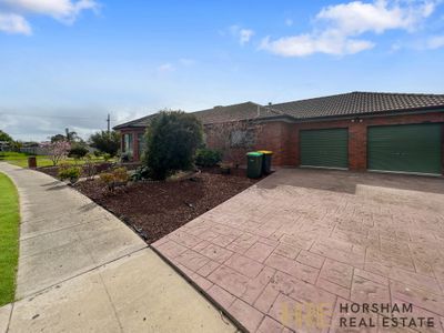 27 Citrus Avenue, Horsham