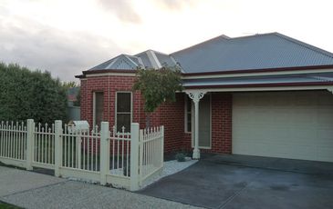 6 Bimberi Lane, Pakenham