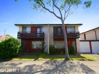 2 / 8 Ritchie Road, Yagoona