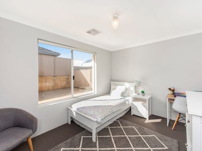 15 McDougal Way, Baldivis