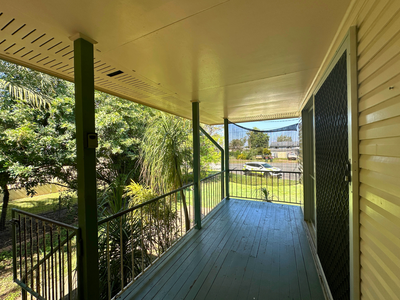 14 Chifley Court, Moranbah