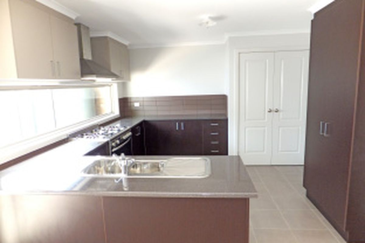 2 / 6 Tweddle Street, Kyabram