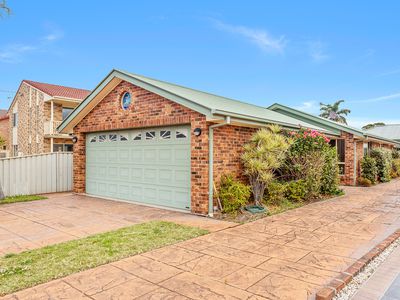 1 / 33 Pur Pur Avenue, Lake Illawarra