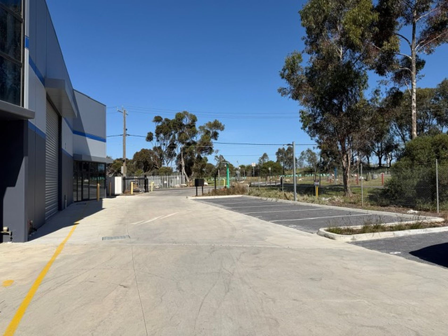 4 Moonah Circuit, Brooklyn