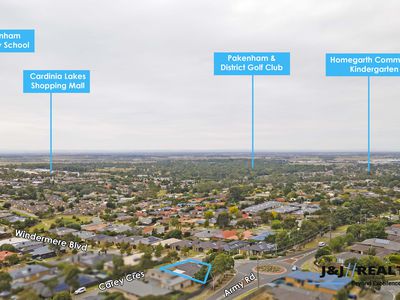 1 Carey Crescent, Pakenham