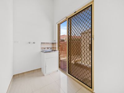 12 Placid Court, South Lake