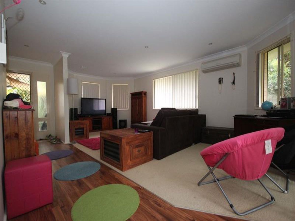 57 President Poincare Pde, Tanilba Bay, Tanilba Bay - Thumbnail 2