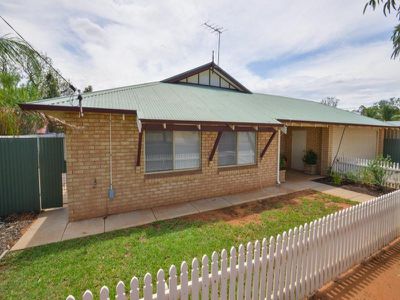 8 Murray Street, Lamington