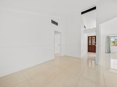 12 Placid Court, South Lake