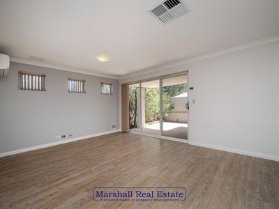 1/15 Crosthwait Circle, Tapping