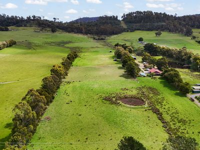 646 Long Plains Road, Bridgenorth