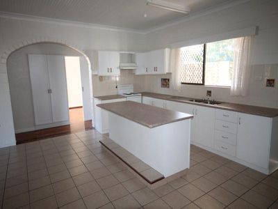 6 Holliman Street,, Queenton