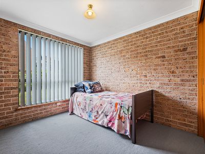 4 / 32 Cresswick Parade, Dalmeny