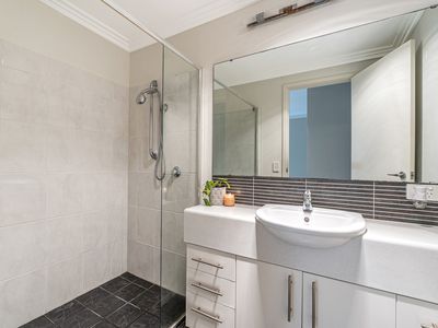 2 / 3 Sloan Street, Rockingham