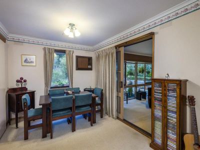 37 Ferrier Street, Mount Macedon