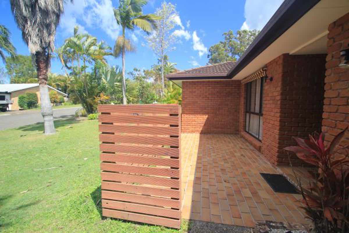 4 Buchanan Cres, Tewantin