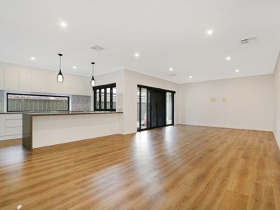 5 DARTNELL CRESCENT, Wodonga