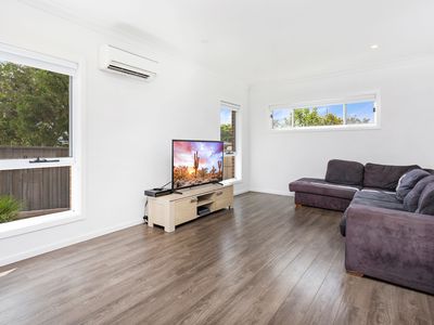 14b Storey Street, Oak Flats
