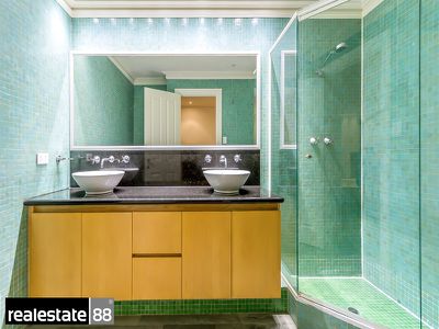 310 / 2 St Georges Terrace, Perth