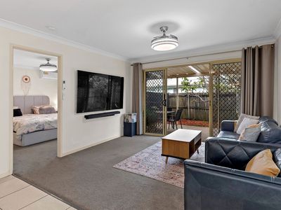 12 / 64 Groth Road, Boondall