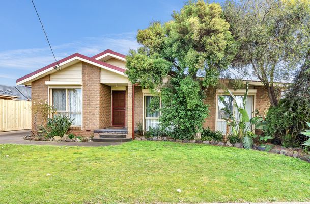 99 Hanson Road, Craigieburn