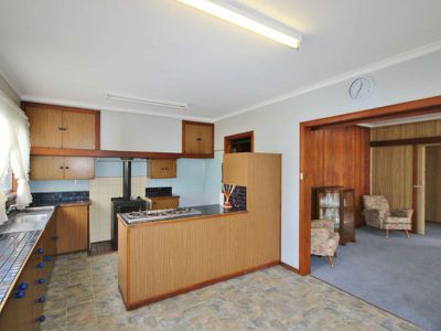 5 Hunter Street, Mallacoota